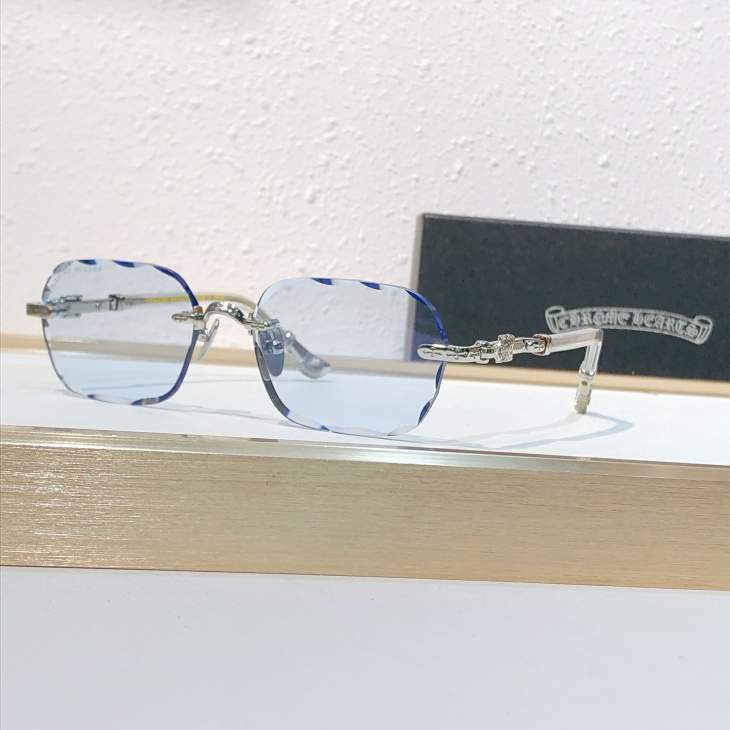 Picture of Chrome Hearts Sunglasses _SKUfw80915448fw